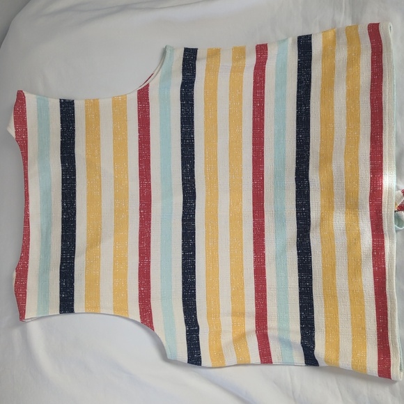 Old Navy Cropped Multi-Stripe Tie-Front Tank Top | Textured Knit | Size M - Picture 2 of 6